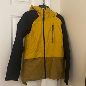 North face ski snowboard jacket